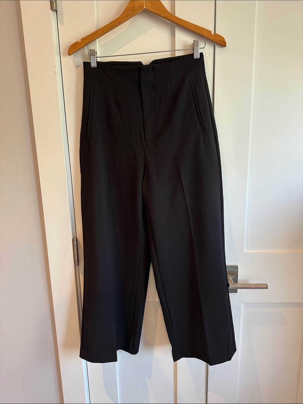 Zara Woman black high waisted stretch culottes